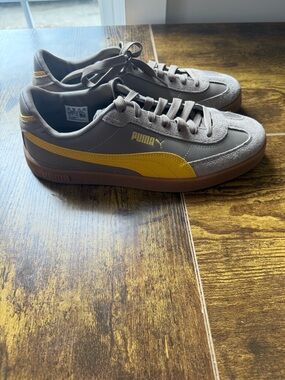 Puma Boy’s Low-Top Sneaker — Brown with Yellow Formstrip